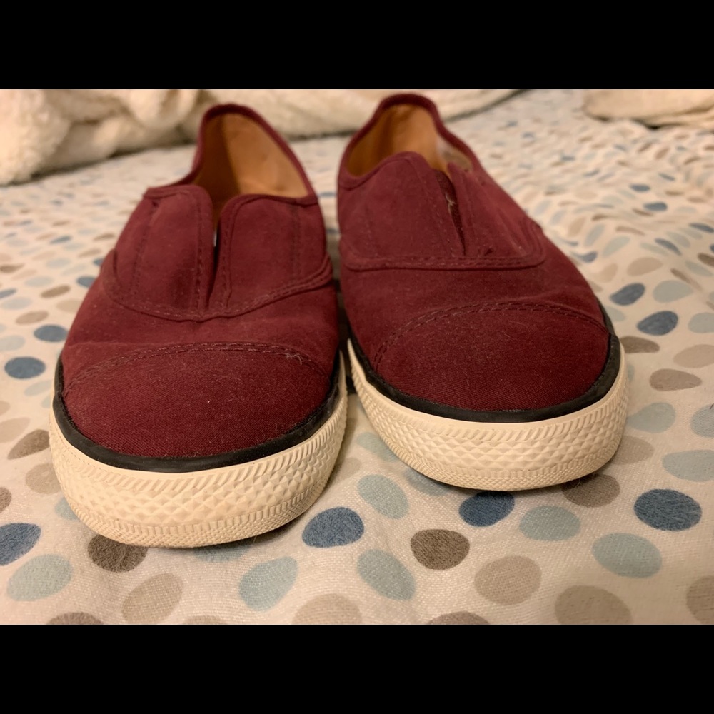 Maroon slip on converse